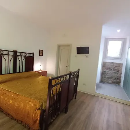 Bed & Breakfast Il Glicine 3*